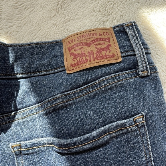 Levi Strauss & Co. 311 Shaping Skinny Jeans Blue Size 29 - Picture 8 of 10